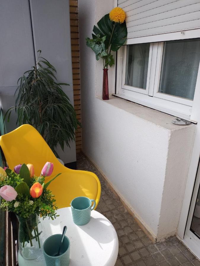 Apartamento Haro Confort Centrico Ascensor Wifi Terraza Bagian luar foto